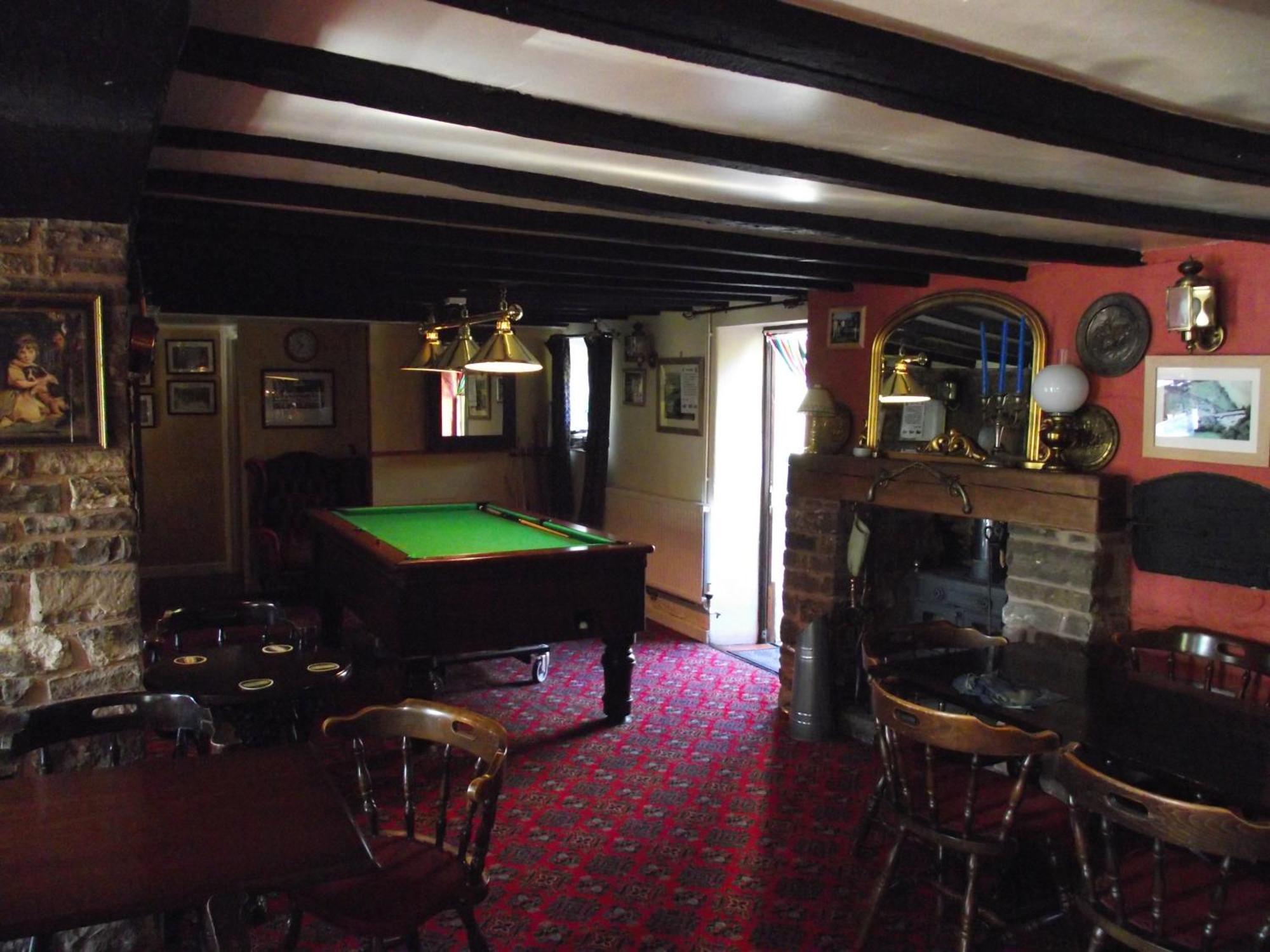 Carpenters Cottages Llanishen Extérieur photo