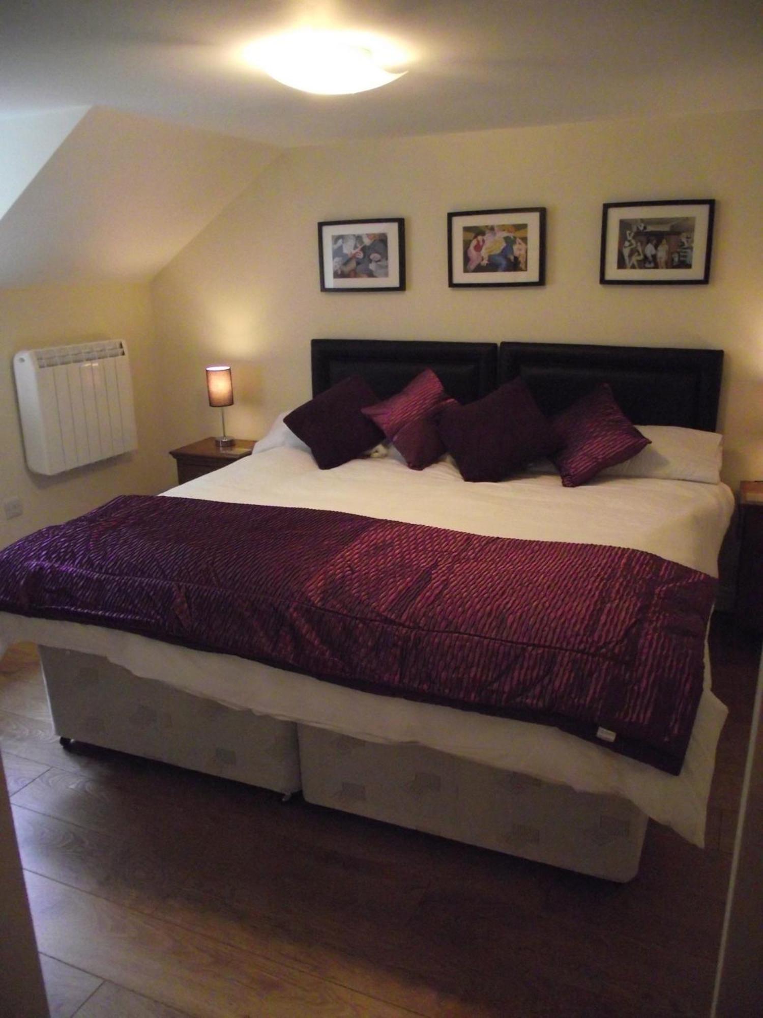 Carpenters Cottages Llanishen Extérieur photo